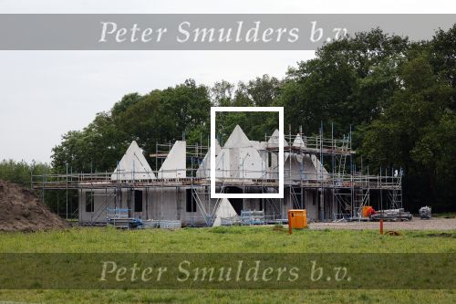 Noordwijkerhout 16 mei 2024
Martien Meiland en Erica Meiland laten een nieuwe villa bouwen op een landgoed in Noordwijkerhout.