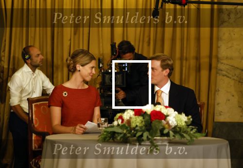 Soestdijk 13 september 2023
Opnames videoland serie Maxima op paleis Soestijk.
Martijn Lakemeier (Willem Alexander) Delfina Chaves (Maxima) Elsie de Brauw ( Beatrix)  Sebastian Koch en Jacob Derwig zijn aanwezig.