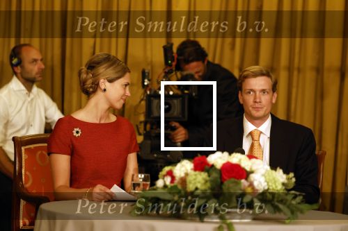 Soestdijk 13 september 2023
Opnames videoland serie Maxima op paleis Soestijk.
Martijn Lakemeier (Willem Alexander) Delfina Chaves (Maxima) Elsie de Brauw ( Beatrix)  Sebastian Koch en Jacob Derwig zijn aanwezig.