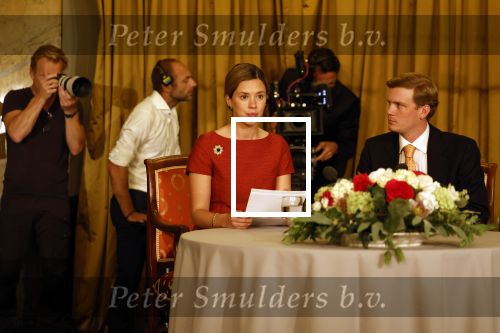 Soestdijk 13 september 2023
Opnames videoland serie Maxima op paleis Soestijk.
Martijn Lakemeier (Willem Alexander) Delfina Chaves (Maxima) Elsie de Brauw ( Beatrix)  Sebastian Koch en Jacob Derwig zijn aanwezig.