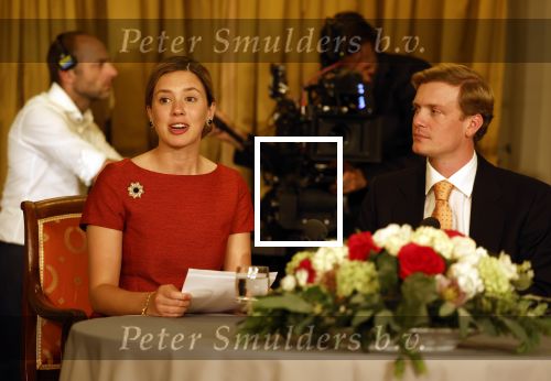 Soestdijk 13 september 2023
Opnames videoland serie Maxima op paleis Soestijk.
Martijn Lakemeier (Willem Alexander) Delfina Chaves (Maxima) Elsie de Brauw ( Beatrix)  Sebastian Koch en Jacob Derwig zijn aanwezig.