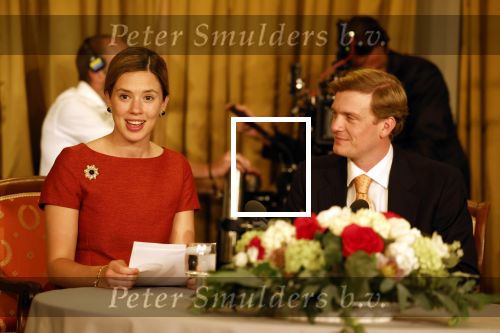 Soestdijk 13 september 2023
Opnames videoland serie Maxima op paleis Soestijk.
Martijn Lakemeier (Willem Alexander) Delfina Chaves (Maxima) Elsie de Brauw ( Beatrix)  Sebastian Koch en Jacob Derwig zijn aanwezig.