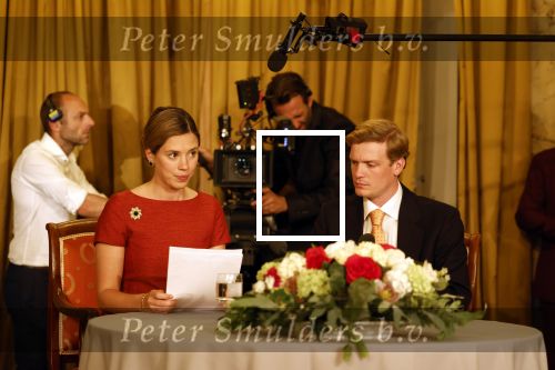 Soestdijk 13 september 2023
Opnames videoland serie Maxima op paleis Soestijk.
Martijn Lakemeier (Willem Alexander) Delfina Chaves (Maxima) Elsie de Brauw ( Beatrix)  Sebastian Koch en Jacob Derwig zijn aanwezig.