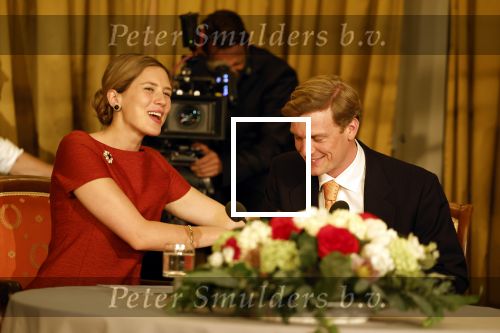 Soestdijk 13 september 2023
Opnames videoland serie Maxima op paleis Soestijk.
Martijn Lakemeier (Willem Alexander) Delfina Chaves (Maxima) Elsie de Brauw ( Beatrix)  Sebastian Koch en Jacob Derwig zijn aanwezig.