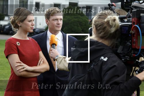Soestdijk 13 september 2023
Opnames videoland serie Maxima op paleis Soestijk.
Martijn Lakemeier (Willem Alexander) Delfina Chaves (Maxima) Elsie de Brauw ( Beatrix)  Sebastian Koch en Jacob Derwig zijn aanwezig.