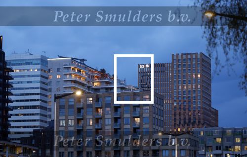 Amsterdam 27 april 2024
Martin Garrix geeft een feest in zijn penthouse met een gigantische vuurwerkshow .