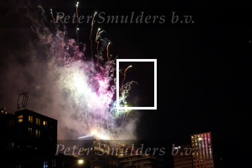 Amsterdam 27 april 2024
Martin Garrix geeft een feest in zijn penthouse met een gigantische vuurwerkshow .