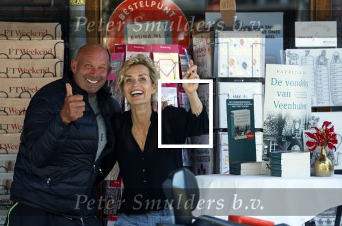 Amsterdam 11 mei 2024
Schrijfster Patricia Snel bij signeersessie met grote fan Tim di Grasso