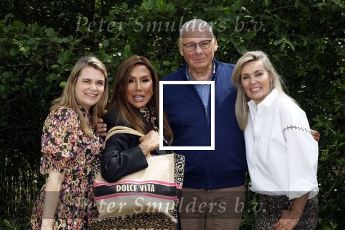 Vijfhuizen 23 mei 2024
Patty Brard op de libelle zomerweek. Patty Brard Helene v Santen Jan de Hoop en Vivian Slingerland
