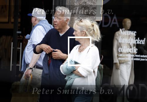 Amsterdam 15 mei 2024
Paul Witteman en zijn vrouw wandelend door Amsterdam zuid.