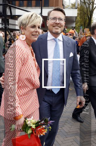 Emmen 27 april 2024
Koningsdag in Emmen met de koninklijke familie . Aanwezig bKoning Willem Alexander Koningin Maxima Prinses Amalia Prinses Alexia Prinses Ariane Prins Constantijn Prinses laurentien Prins Bernhard Prinses Annette Prins Maurits Prinses Marilene Prins Pieter Christiaan Prinses Anita Prins Floris en Prinses Aimee.