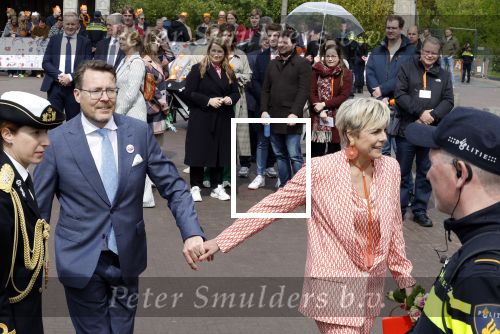 Emmen 27 april 2024
Koningsdag in Emmen met de koninklijke familie . Aanwezig bKoning Willem Alexander Koningin Maxima Prinses Amalia Prinses Alexia Prinses Ariane Prins Constantijn Prinses laurentien Prins Bernhard Prinses Annette Prins Maurits Prinses Marilene Prins Pieter Christiaan Prinses Anita Prins Floris en Prinses Aimee.