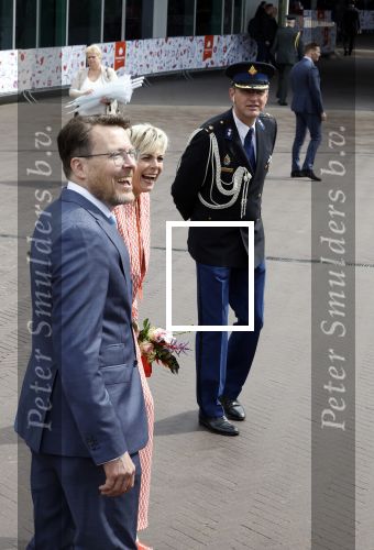 Emmen 27 april 2024
Koningsdag in Emmen met de koninklijke familie . Aanwezig bKoning Willem Alexander Koningin Maxima Prinses Amalia Prinses Alexia Prinses Ariane Prins Constantijn Prinses laurentien Prins Bernhard Prinses Annette Prins Maurits Prinses Marilene Prins Pieter Christiaan Prinses Anita Prins Floris en Prinses Aimee.