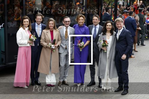 Emmen 27 april 2024
Koningsdag in Emmen met de koninklijke familie . Aanwezig bKoning Willem Alexander Koningin Maxima Prinses Amalia Prinses Alexia Prinses Ariane Prins Constantijn Prinses laurentien Prins Bernhard Prinses Annette Prins Maurits Prinses Marilene Prins Pieter Christiaan Prinses Anita Prins Floris en Prinses Aimee.