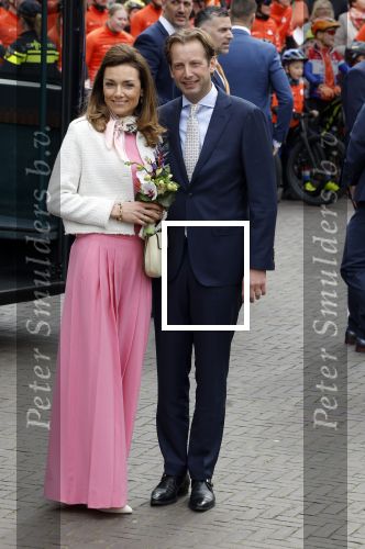 Emmen 27 april 2024
Koningsdag in Emmen met de koninklijke familie . Aanwezig bKoning Willem Alexander Koningin Maxima Prinses Amalia Prinses Alexia Prinses Ariane Prins Constantijn Prinses laurentien Prins Bernhard Prinses Annette Prins Maurits Prinses Marilene Prins Pieter Christiaan Prinses Anita Prins Floris en Prinses Aimee.