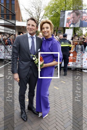 Emmen 27 april 2024
Koningsdag in Emmen met de koninklijke familie . Aanwezig bKoning Willem Alexander Koningin Maxima Prinses Amalia Prinses Alexia Prinses Ariane Prins Constantijn Prinses laurentien Prins Bernhard Prinses Annette Prins Maurits Prinses Marilene Prins Pieter Christiaan Prinses Anita Prins Floris en Prinses Aimee.