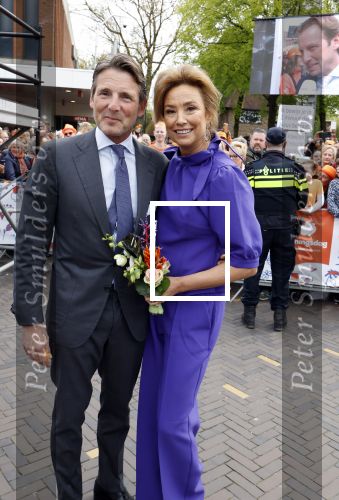 Emmen 27 april 2024
Koningsdag in Emmen met de koninklijke familie . Aanwezig bKoning Willem Alexander Koningin Maxima Prinses Amalia Prinses Alexia Prinses Ariane Prins Constantijn Prinses laurentien Prins Bernhard Prinses Annette Prins Maurits Prinses Marilene Prins Pieter Christiaan Prinses Anita Prins Floris en Prinses Aimee.