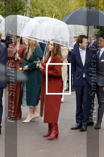 Emmen 27 april 2024
Koningsdag in Emmen met de koninklijke familie . Aanwezig bKoning Willem Alexander Koningin Maxima Prinses Amalia Prinses Alexia Prinses Ariane Prins Constantijn Prinses laurentien Prins Bernhard Prinses Annette Prins Maurits Prinses Marilene Prins Pieter Christiaan Prinses Anita Prins Floris en Prinses Aimee.