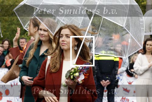 Emmen 27 april 2024
Koningsdag in Emmen met de koninklijke familie . Aanwezig bKoning Willem Alexander Koningin Maxima Prinses Amalia Prinses Alexia Prinses Ariane Prins Constantijn Prinses laurentien Prins Bernhard Prinses Annette Prins Maurits Prinses Marilene Prins Pieter Christiaan Prinses Anita Prins Floris en Prinses Aimee.