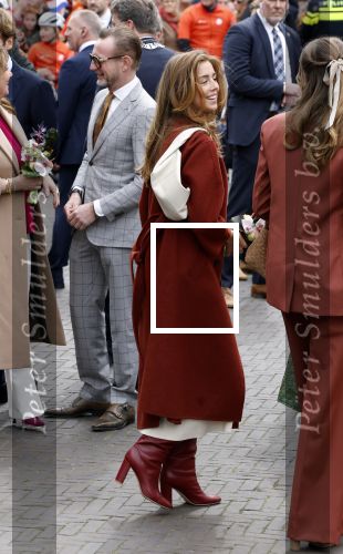 Emmen 27 april 2024
Koningsdag in Emmen met de koninklijke familie . Aanwezig bKoning Willem Alexander Koningin Maxima Prinses Amalia Prinses Alexia Prinses Ariane Prins Constantijn Prinses laurentien Prins Bernhard Prinses Annette Prins Maurits Prinses Marilene Prins Pieter Christiaan Prinses Anita Prins Floris en Prinses Aimee.