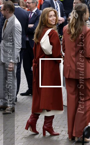 Emmen 27 april 2024
Koningsdag in Emmen met de koninklijke familie . Aanwezig bKoning Willem Alexander Koningin Maxima Prinses Amalia Prinses Alexia Prinses Ariane Prins Constantijn Prinses laurentien Prins Bernhard Prinses Annette Prins Maurits Prinses Marilene Prins Pieter Christiaan Prinses Anita Prins Floris en Prinses Aimee.