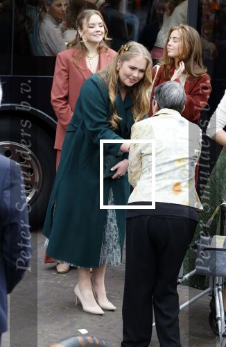 Emmen 27 april 2024
Koningsdag in Emmen met de koninklijke familie . Aanwezig bKoning Willem Alexander Koningin Maxima Prinses Amalia Prinses Alexia Prinses Ariane Prins Constantijn Prinses laurentien Prins Bernhard Prinses Annette Prins Maurits Prinses Marilene Prins Pieter Christiaan Prinses Anita Prins Floris en Prinses Aimee.