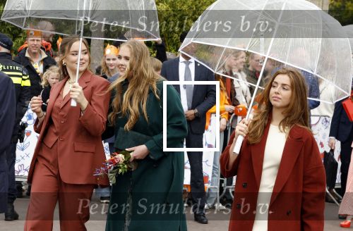 Emmen 27 april 2024
Koningsdag in Emmen met de koninklijke familie . Aanwezig bKoning Willem Alexander Koningin Maxima Prinses Amalia Prinses Alexia Prinses Ariane Prins Constantijn Prinses laurentien Prins Bernhard Prinses Annette Prins Maurits Prinses Marilene Prins Pieter Christiaan Prinses Anita Prins Floris en Prinses Aimee.