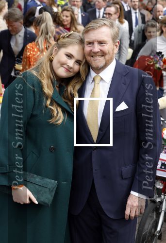 Emmen 27 april 2024
Koningsdag in Emmen met de koninklijke familie . Aanwezig bKoning Willem Alexander Koningin Maxima Prinses Amalia Prinses Alexia Prinses Ariane Prins Constantijn Prinses laurentien Prins Bernhard Prinses Annette Prins Maurits Prinses Marilene Prins Pieter Christiaan Prinses Anita Prins Floris en Prinses Aimee.