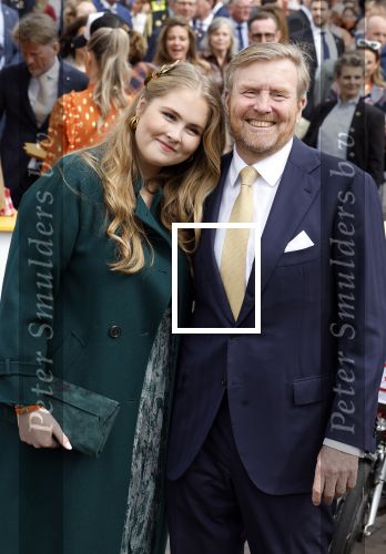 Emmen 27 april 2024
Koningsdag in Emmen met de koninklijke familie . Aanwezig bKoning Willem Alexander Koningin Maxima Prinses Amalia Prinses Alexia Prinses Ariane Prins Constantijn Prinses laurentien Prins Bernhard Prinses Annette Prins Maurits Prinses Marilene Prins Pieter Christiaan Prinses Anita Prins Floris en Prinses Aimee.