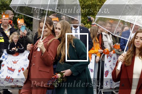 Emmen 27 april 2024
Koningsdag in Emmen met de koninklijke familie . Aanwezig bKoning Willem Alexander Koningin Maxima Prinses Amalia Prinses Alexia Prinses Ariane Prins Constantijn Prinses laurentien Prins Bernhard Prinses Annette Prins Maurits Prinses Marilene Prins Pieter Christiaan Prinses Anita Prins Floris en Prinses Aimee.