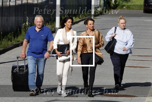 Amsterdam 14 mei 2024
Rechtszaak Rachel Hazes en Marieke v Beek . Verder aanwezig Rob Israel Advocaat Royce de Vries Ricardo Klaverdijk en Bernhard Tomlow. Zaak speelt zich af in Rechtbank Amsterdam. Joop Kruis en Jacqueline Laats kwamen met Rachel mee.
