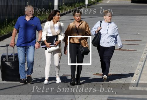 Amsterdam 14 mei 2024
Rechtszaak Rachel Hazes en Marieke v Beek . Verder aanwezig Rob Israel Advocaat Royce de Vries Ricardo Klaverdijk en Bernhard Tomlow. Zaak speelt zich af in Rechtbank Amsterdam. Joop Kruis en Jacqueline Laats kwamen met Rachel mee.