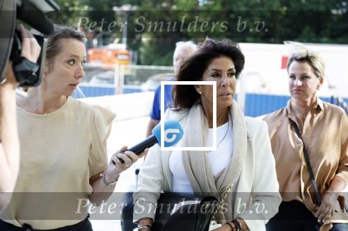 Amsterdam 14 mei 2024
Rechtszaak Rachel Hazes en Marieke v Beek . Verder aanwezig Rob Israel Advocaat Royce de Vries Ricardo Klaverdijk en Bernhard Tomlow. Zaak speelt zich af in Rechtbank Amsterdam