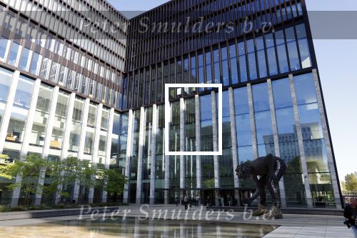 Amsterdam 14 mei 2024
Rechtszaak Rachel Hazes en Marieke v Beek . Verder aanwezig Rob Israel Advocaat Royce de Vries Ricardo Klaverdijk en Bernhard Tomlow. Zaak speelt zich af in Rechtbank Amsterdam
