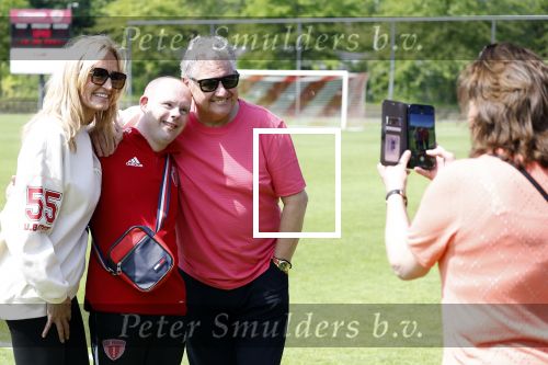Amsterdam 18 mei 2024
Rene Froger speelt mijn zijn Toppers team tegen het only Friend team
Natasja Froger