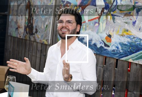 Tilburg 14 mei 2024
Boekpresentatie Roy Donders in Cafe Bet Kolen .
Zij vriendin Michelle dochtertje Romi alsmede zijn ouders en zus Rian Donders waren natuurlijk aanwezig.