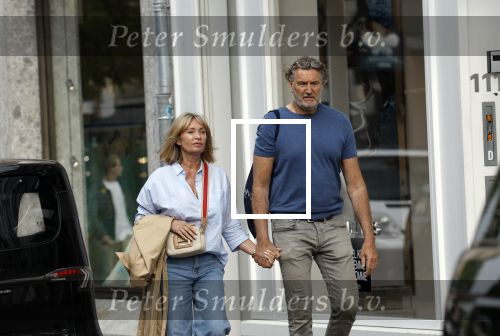 Amsterdam 17 mei 2024
Sandra Masmeijer met haar nieuwe vriend Steven Cnudde op de pc hooftstraat.