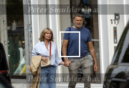 Amsterdam 17 mei 2024
Sandra Masmeijer met haar nieuwe vriend Steven Cnudde op de pc hooftstraat.