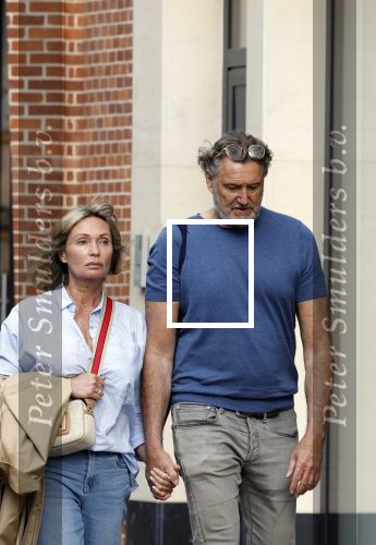 Amsterdam 17 mei 2024
Sandra Masmeijer met haar nieuwe vriend Steven Cnudde op de pc hooftstraat.