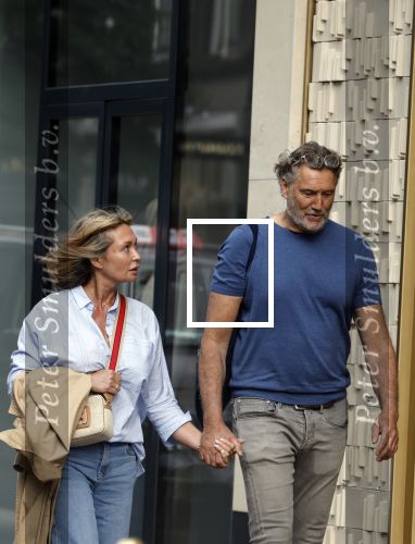 Amsterdam 17 mei 2024
Sandra Masmeijer met haar nieuwe vriend Steven Cnudde op de pc hooftstraat.