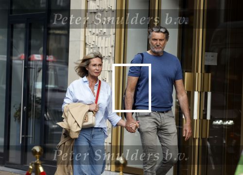 Amsterdam 17 mei 2024
Sandra Masmeijer met haar nieuwe vriend Steven Cnudde op de pc hooftstraat.