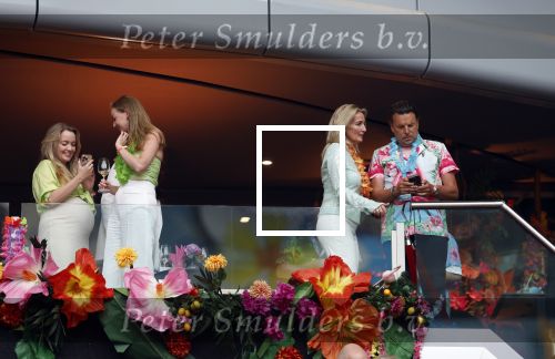 Amsterdam 25 mei 2024
Sandra Valk ging met haar dochters naar  de toppers in Concert in de Johan Cruijff arena. dochter Carlijn is zwanger