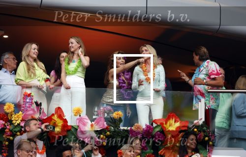 Amsterdam 25 mei 2024
Sandra Valk ging met haar dochters naar  de toppers in Concert in de Johan Cruijff arena. dochter Carlijn is zwanger