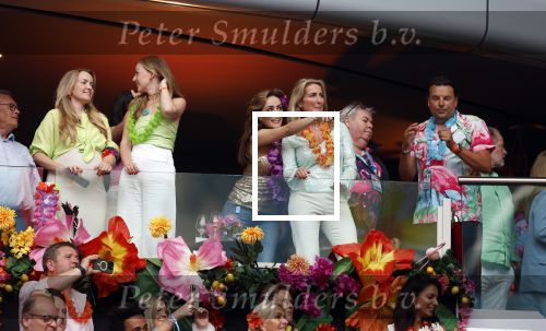 Amsterdam 25 mei 2024
Sandra Valk ging met haar dochters naar  de toppers in Concert in de Johan Cruijff arena. dochter Carlijn is zwanger