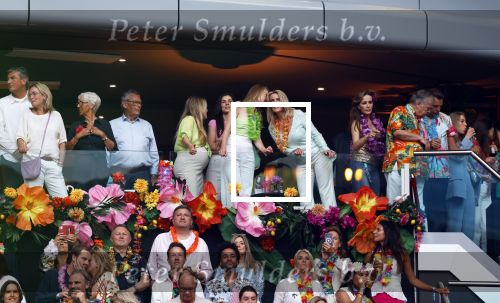 Amsterdam 25 mei 2024
Sandra Valk ging met haar dochters naar  de toppers in Concert in de Johan Cruijff arena. dochter Carlijn is zwanger