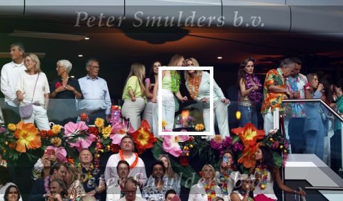 Amsterdam 25 mei 2024
Sandra Valk ging met haar dochters naar  de toppers in Concert in de Johan Cruijff arena. dochter Carlijn is zwanger