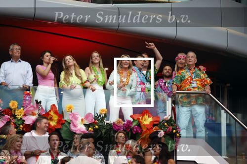 Amsterdam 25 mei 2024
Sandra Valk ging met haar dochters naar  de toppers in Concert in de Johan Cruijff arena. dochter Carlijn is zwanger