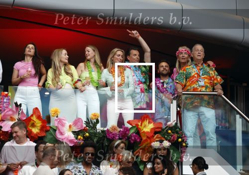 Amsterdam 25 mei 2024
Sandra Valk ging met haar dochters naar  de toppers in Concert in de Johan Cruijff arena. dochter Carlijn is zwanger