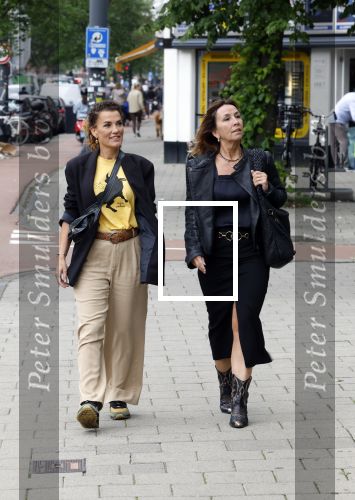 Amsterdam 22 mei 2024
Boekprsentatie dag Een in Ron Blaauw. Tatum Dagelet en Nada v Nie