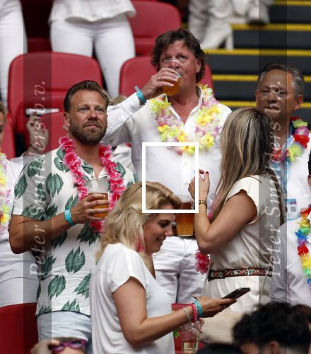 Amsterdam 25 mei 2024
Toppers in Concert in de Amsterdam Johan Cruijff arena met Rene Froger Gerard Joling Jeroen v d Boom en Jan Smit . Tim Klijn met vrouw
